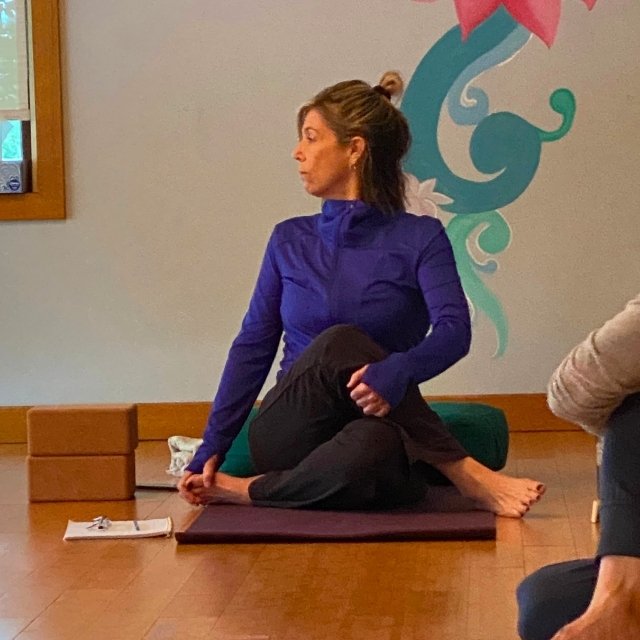 Avita Kennedy | Inlet Yoga Studio Instructor / Teacher | Manasquan